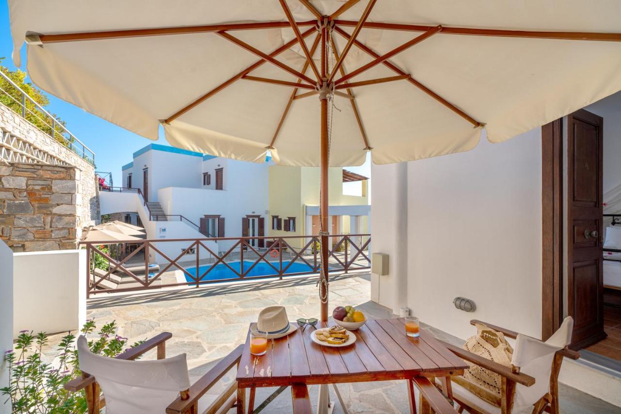 Reggina'S Apartments Finikas  Bagian luar foto