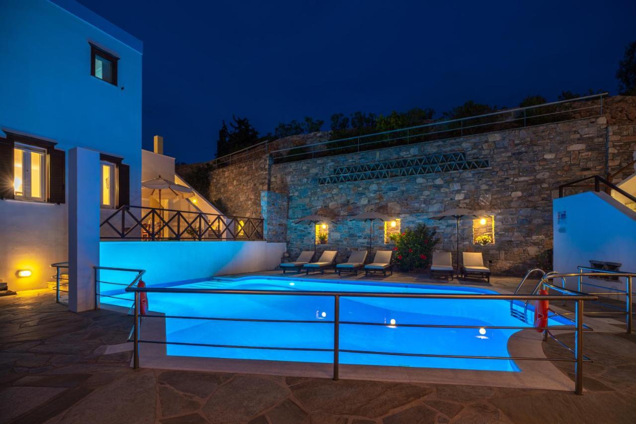 Reggina'S Apartments Finikas  Bagian luar foto