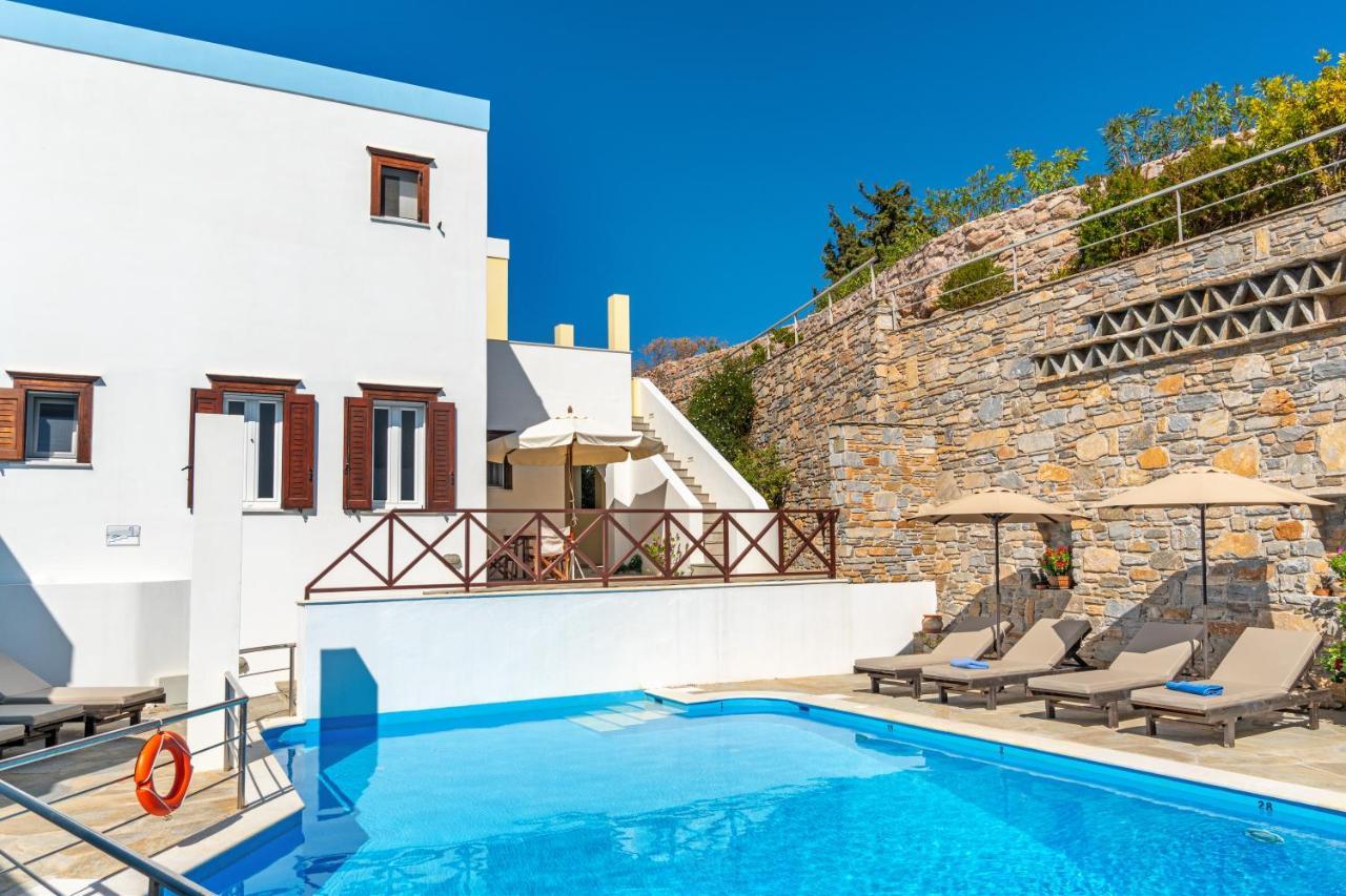 Reggina'S Apartments Finikas  Bagian luar foto