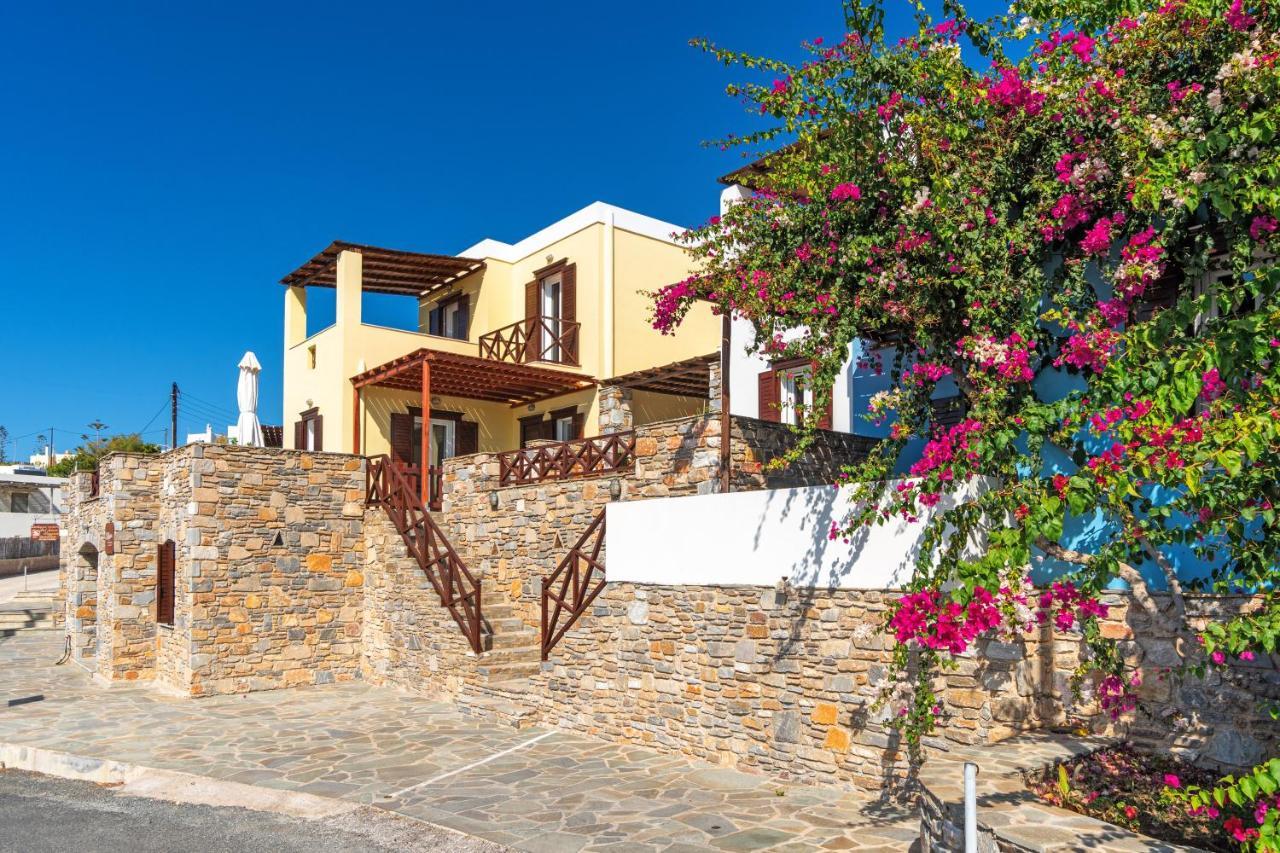 Reggina'S Apartments Finikas  Bagian luar foto